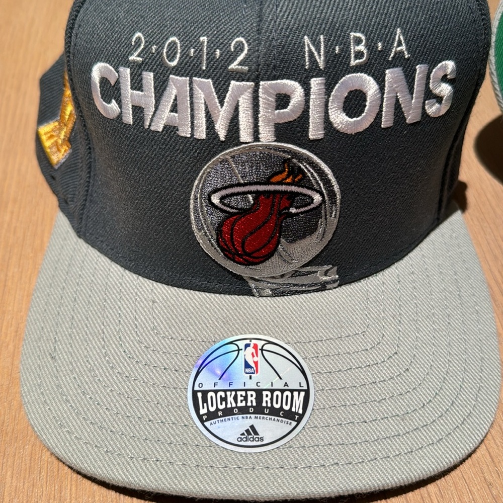 MIAMI HEAT 2012 NBA CHAMPIONS HAT - Picture 2 of 4